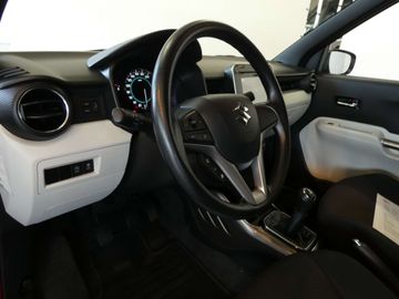 Car image 12