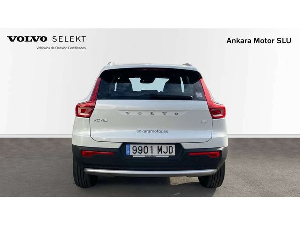 Volvo XC40 Recharge T4 155 kW image number 2