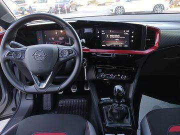 Car image 10