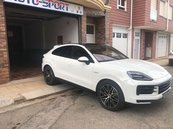 Porsche Cayenne Coupé E-Hybrid 346 kW image number 3