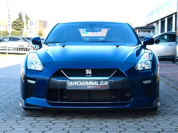 Car image 23