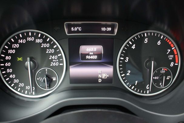 Mercedes-Benz A 180 BlueEFFICIENCY 90 kW image number 39