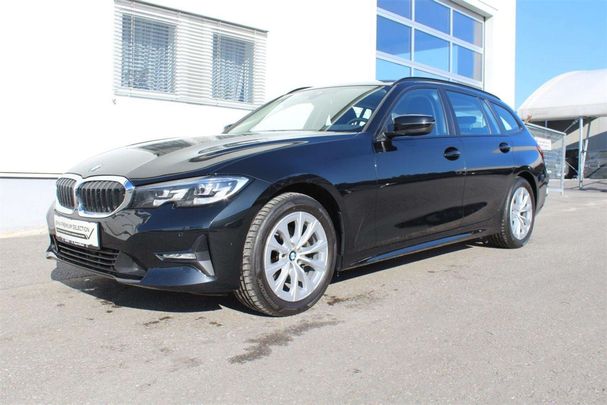 BMW 320d Touring xDrive 140 kW image number 1