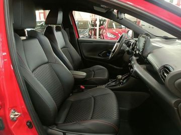 Car image 10