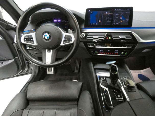 BMW 540d Touring M Sportpaket xDrive 250 kW image number 14