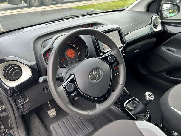 Toyota Aygo 51 kW image number 9