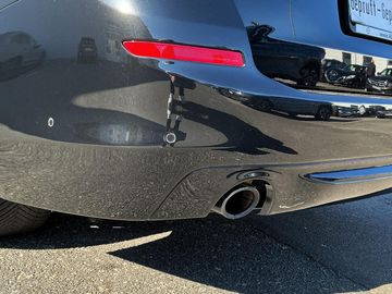 Car image 47
