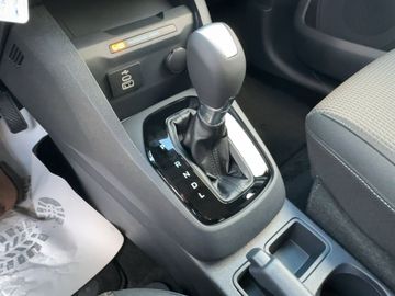 Car image 15