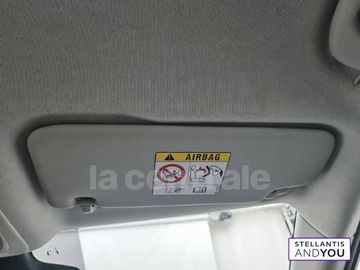 Car image 33