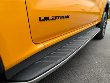 Car image 35