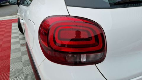 Car image 37