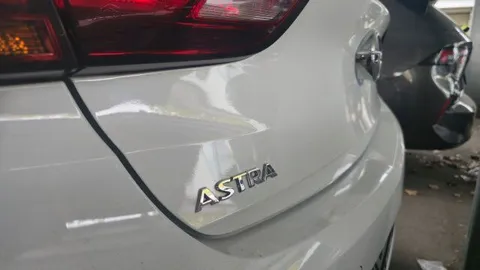 Car image 29
