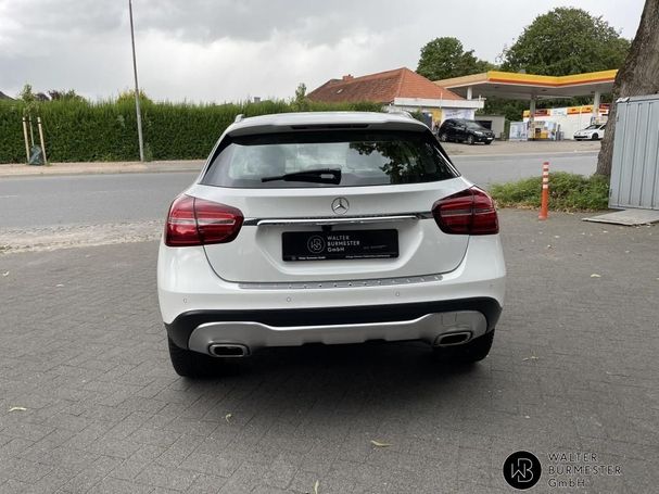 Mercedes-Benz GLA 180 90 kW image number 3