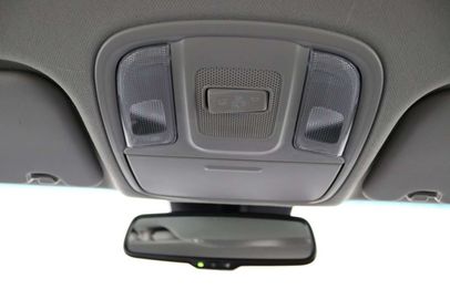 Car image 33