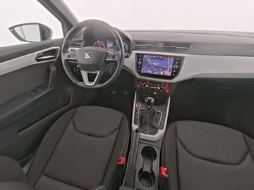 Car image 14