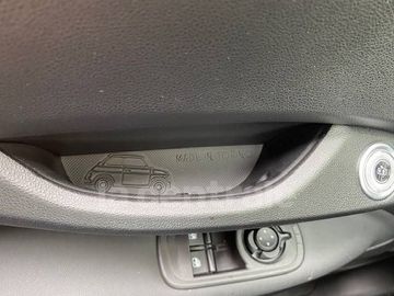 Car image 31