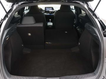 Car image 37