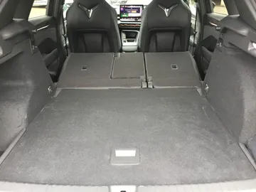 Car image 42
