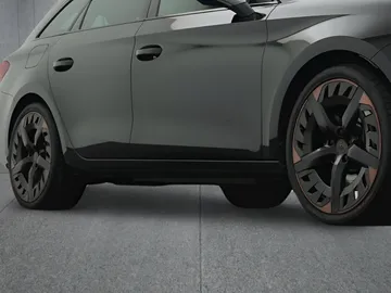 Car image 28