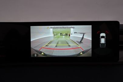 Car image 27
