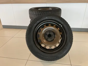 Car image 29