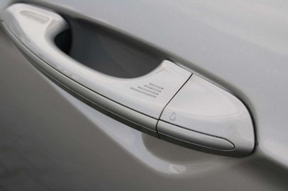 Car image 37