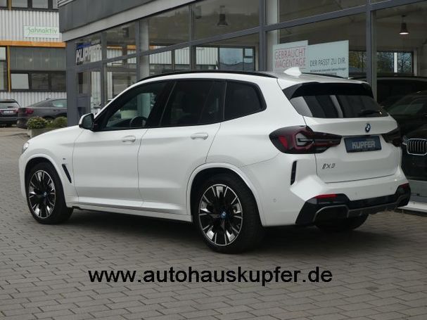 BMW iX3 eDrive Inspiring 210 kW image number 4