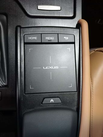 Lexus ES 300 H 160 kW image number 46