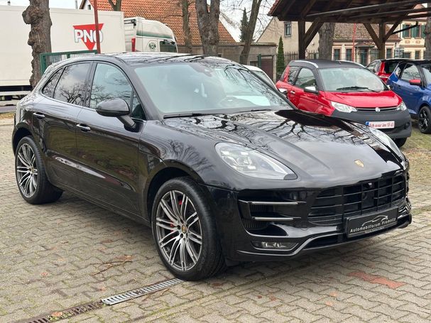 Porsche Macan Turbo 324 kW image number 2