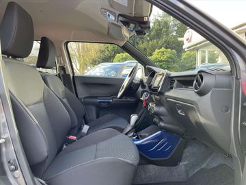 Car image 15