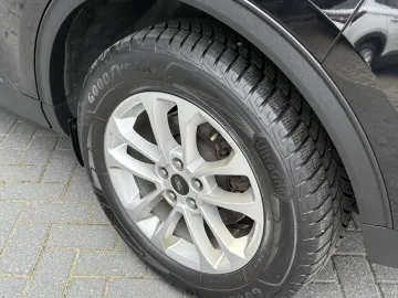Car image 36
