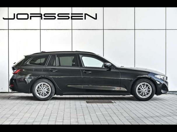 BMW 318i Touring 115 kW image number 2