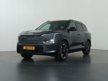 Car image 40