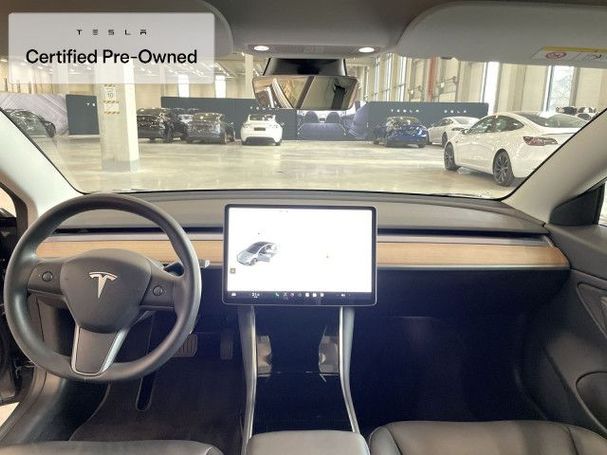 Tesla Model 3 Long Range AWD 258 kW image number 13