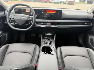 Car image 22