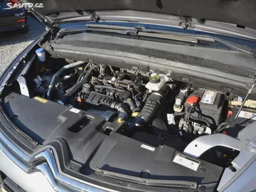 Car image 37
