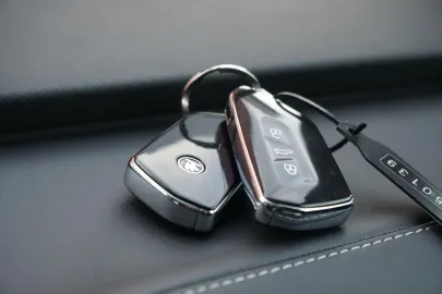 Car image 48