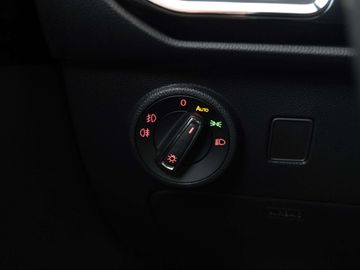 Car image 33