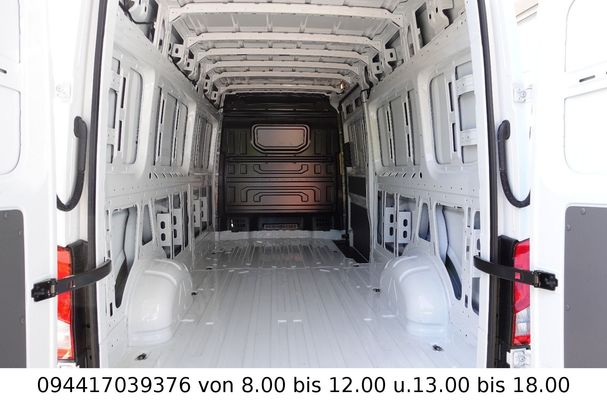 Volkswagen Crafter 35 103 kW image number 7