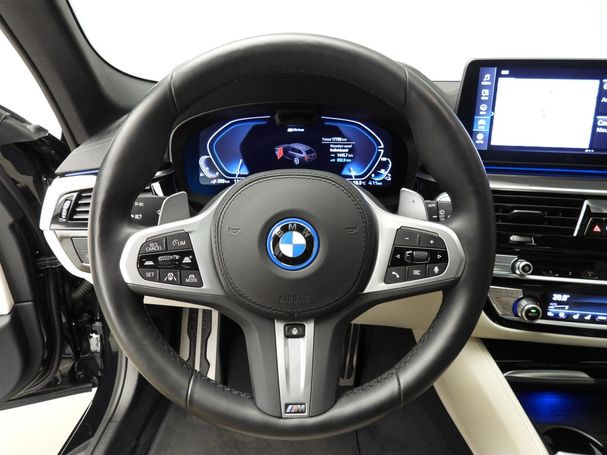 BMW 530 Touring xDrive 215 kW image number 6