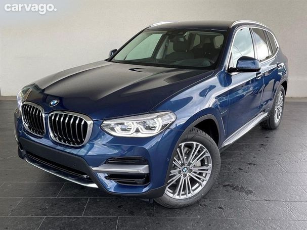 BMW X3 xDrive30e 215 kW image number 1