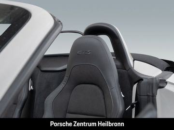 Car image 29