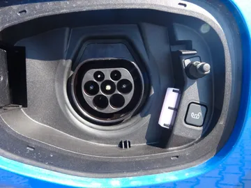 Car image 39