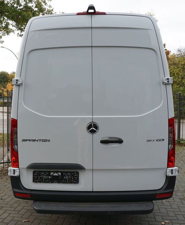 Mercedes-Benz Sprinter 317 CDI RWD 125 kW image number 5