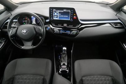 Car image 8