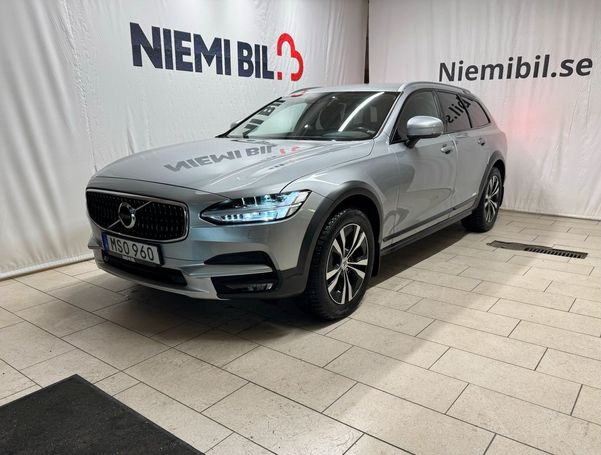 Volvo V90 Cross Country D4 AWD Momentum 140 kW image number 26