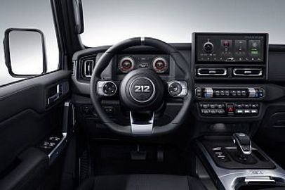 Car image 3
