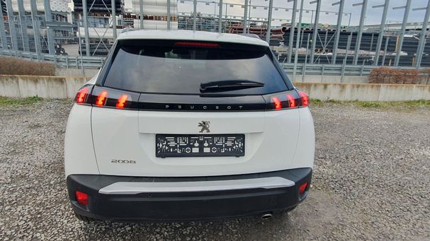 Peugeot 2008 Allure 96 kW image number 2