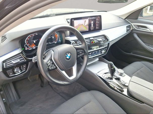 BMW 520d Touring 140 kW image number 5