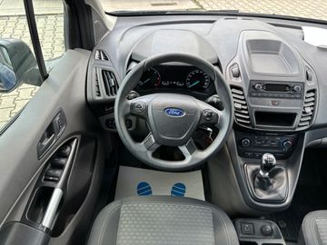 Car image 30